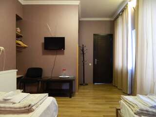 Апарт-отели Leselidze Square Тбилиси Двухместный номер с 2 отдельными кроватями и балконом-2